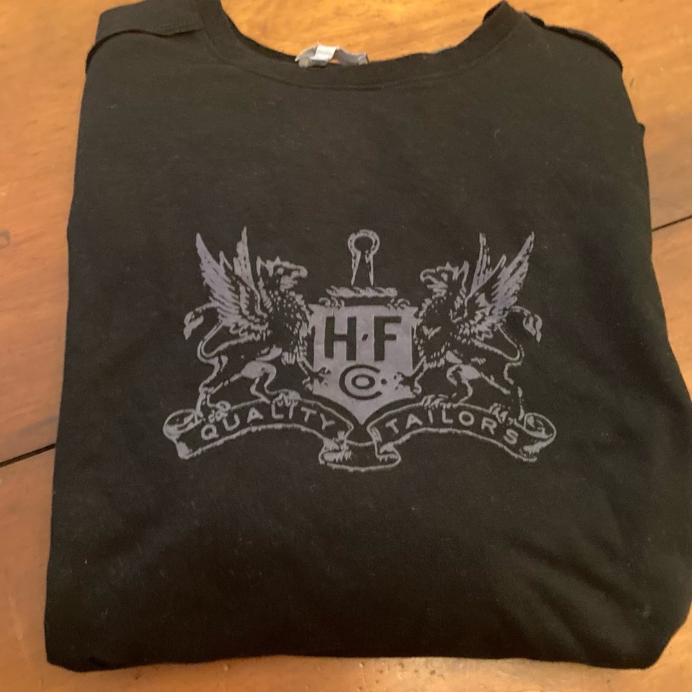 Hickey Freeman New York men’s black sweatshirt with HF winged griffin chest logo